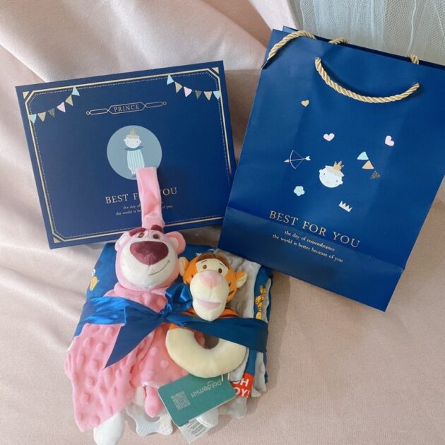 1 gift set客製迪士尼新生兒禮盒 安撫巾禮盒